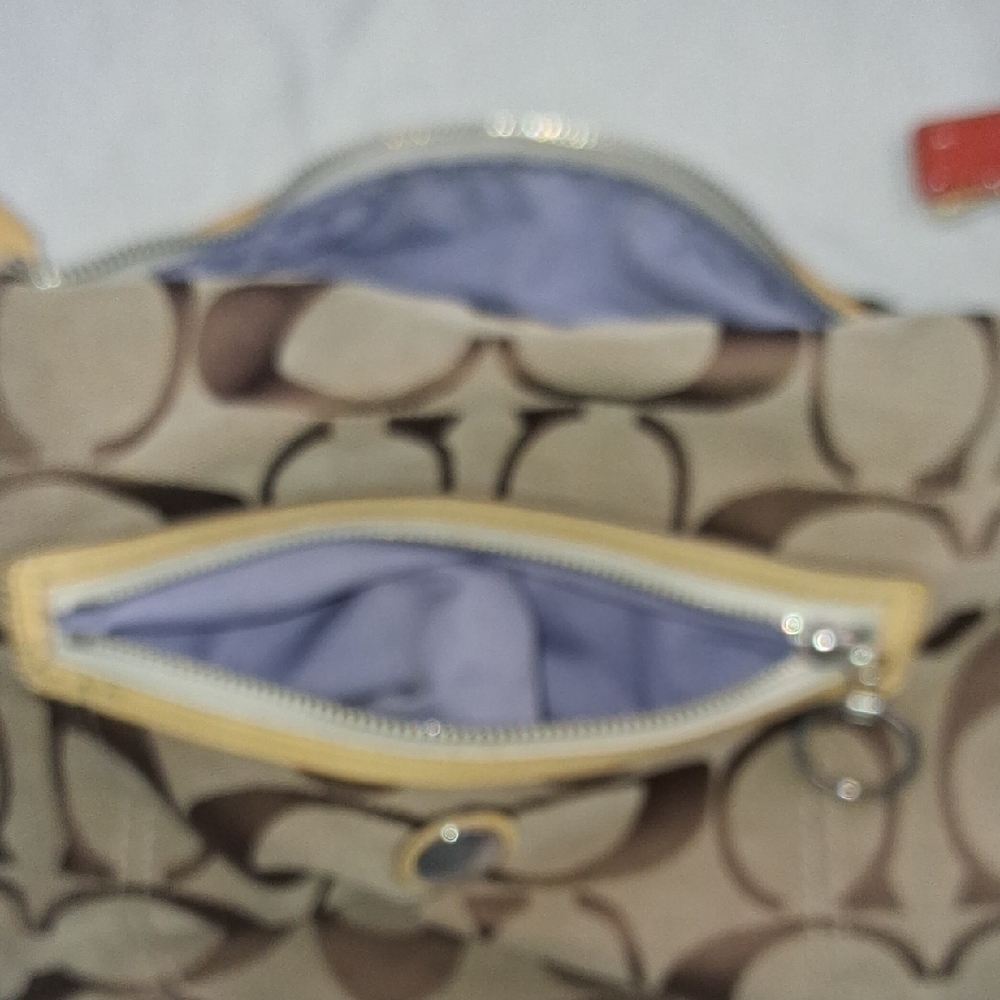 Coach Tan and Brown Signature Shoulder Bag - Picture 5 of 10